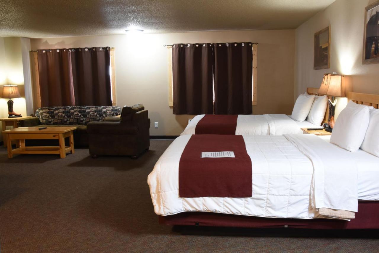 ויסקונסין דלס Woodside Dells Hotel & Suites מראה חיצוני תמונה