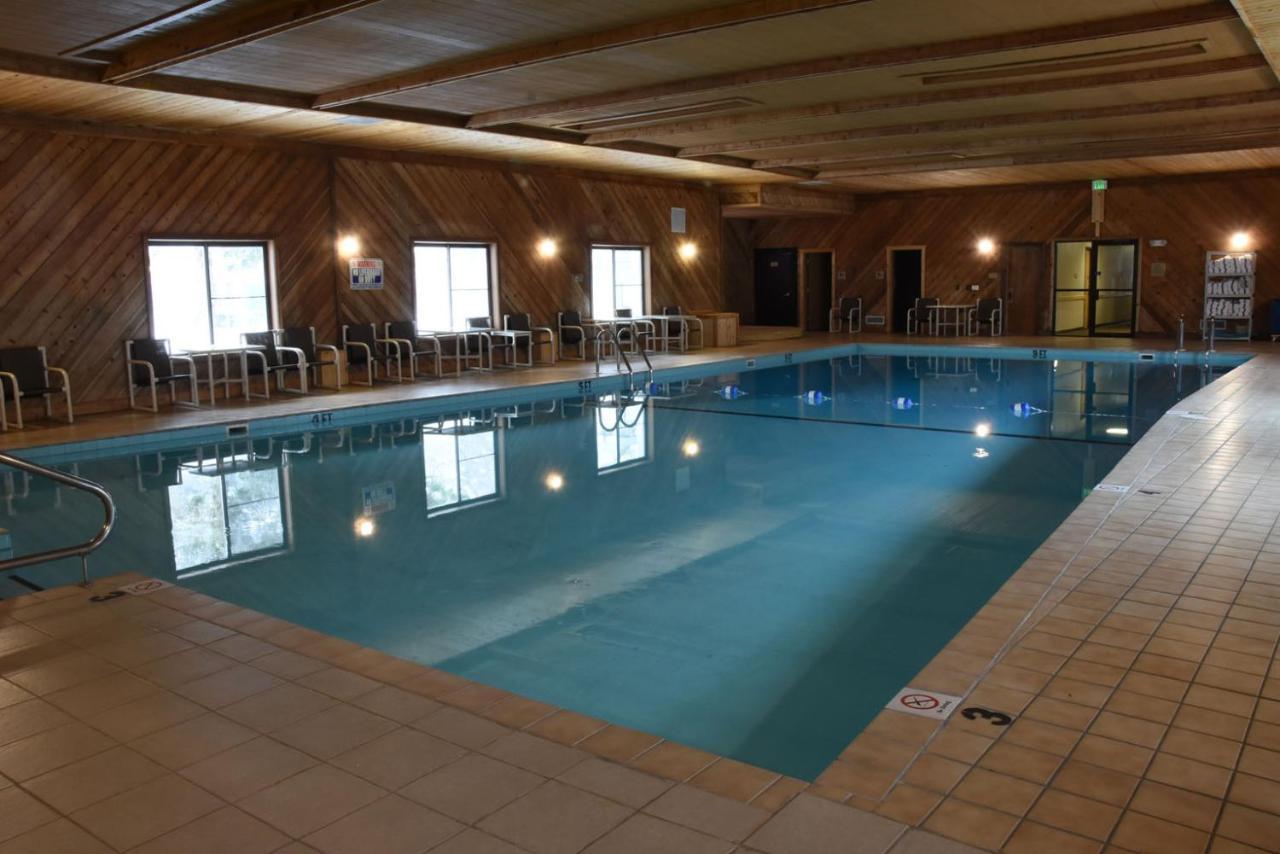 ויסקונסין דלס Woodside Dells Hotel & Suites מראה חיצוני תמונה