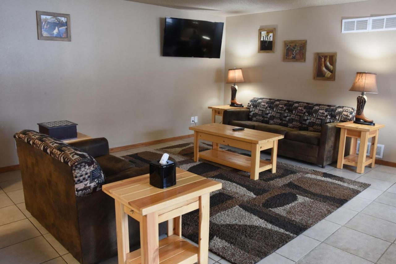 ויסקונסין דלס Woodside Dells Hotel & Suites מראה חיצוני תמונה