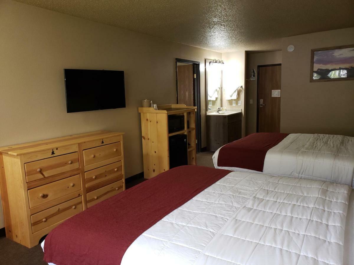 ויסקונסין דלס Woodside Dells Hotel & Suites מראה חיצוני תמונה